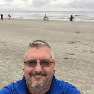 Meet your Posher, Tom